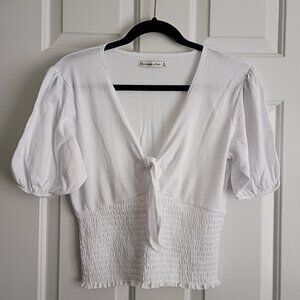 ABERCROMBIE Tie Front Crop Top White Size Medium